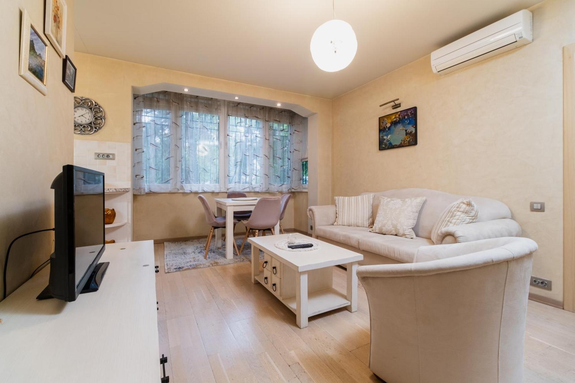 Elegant 1-Bedroom Apartment Płowdiw Zewnętrze zdjęcie